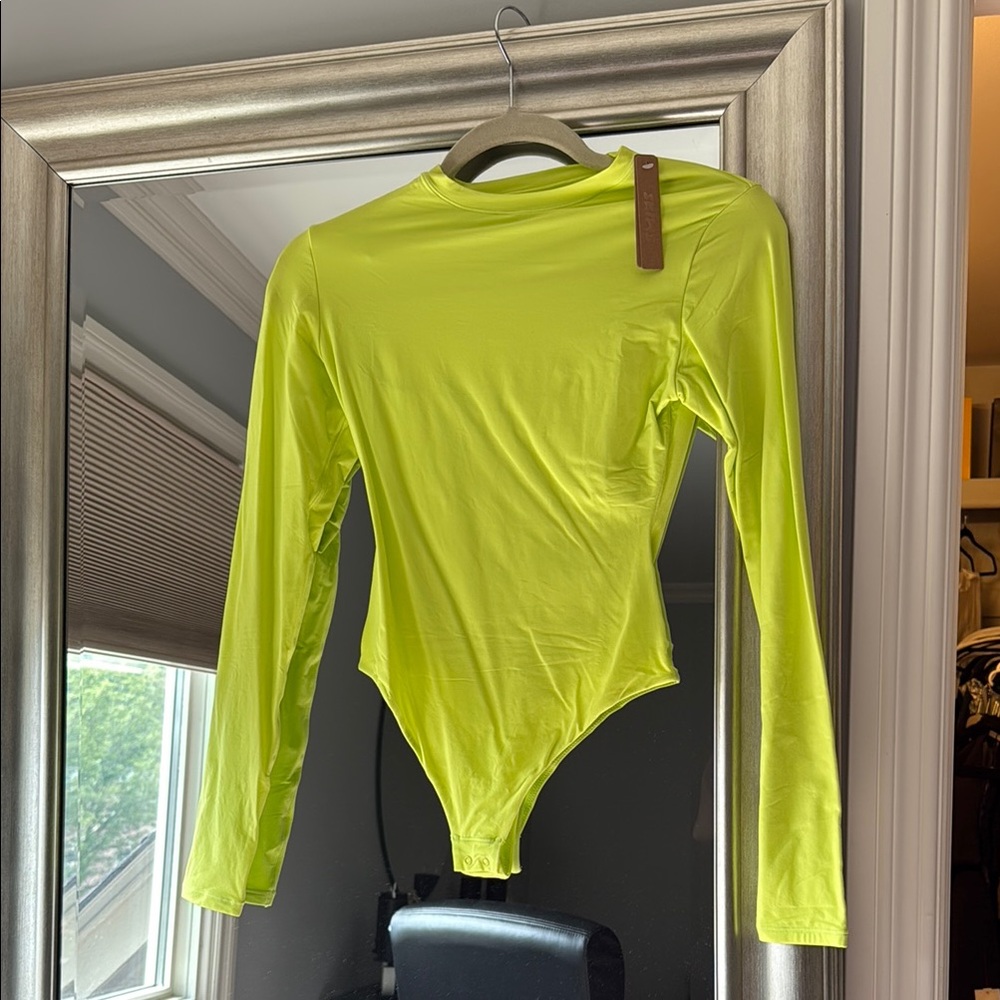 SKIMS daffodil Bodysuit